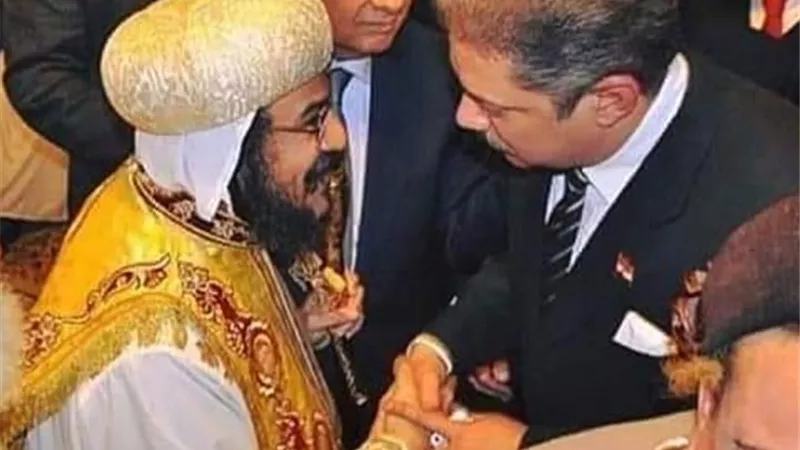 عضو مجلس الغرفة التجارية بالاسكندريه يهنئ البابا تواضروس والاخوة المسيحيين بعيد الميلاد المجيد