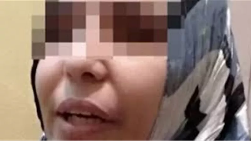 الناس بتعايرني بيها.. رد فعل صادم من عامل مع زوجته لشكه في سلوكها 