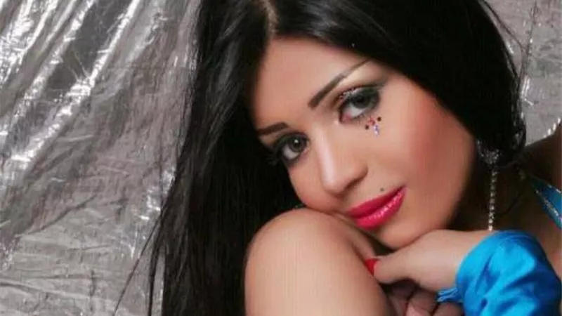 هذا كان حكم القضاء ضدها.. حكاية الفنانة الشهيرة التي أحرقت جسد خادمتها حتى الموت | شاهد