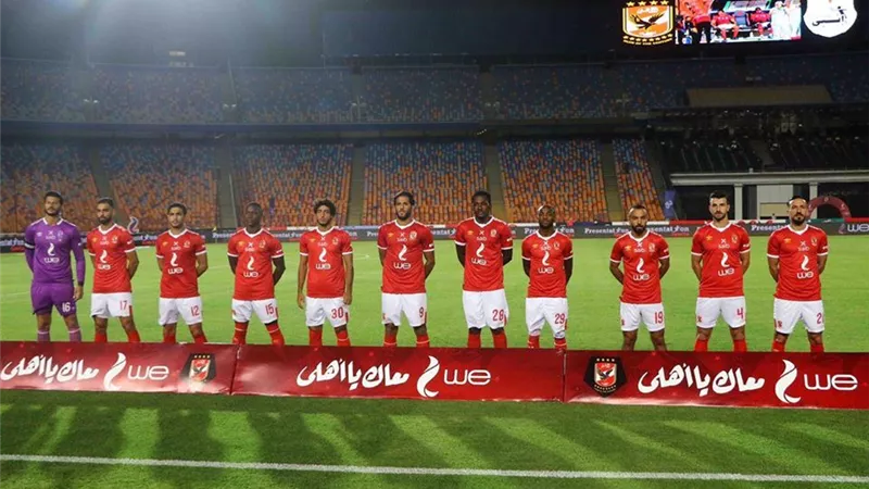 شوبير يثير الجدل..لاعب جديد يرحل عن الأهلي 