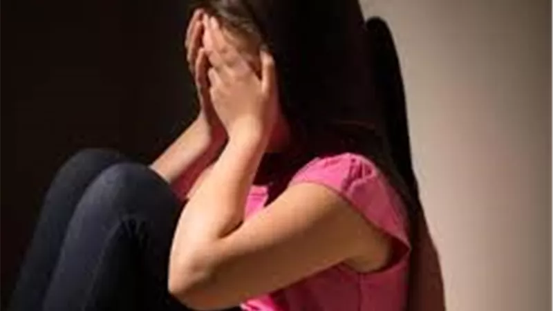 حب وجنس وجريمة.. القصة الكاملة لعلاقة طالب ثانوي بزميلته القاصر