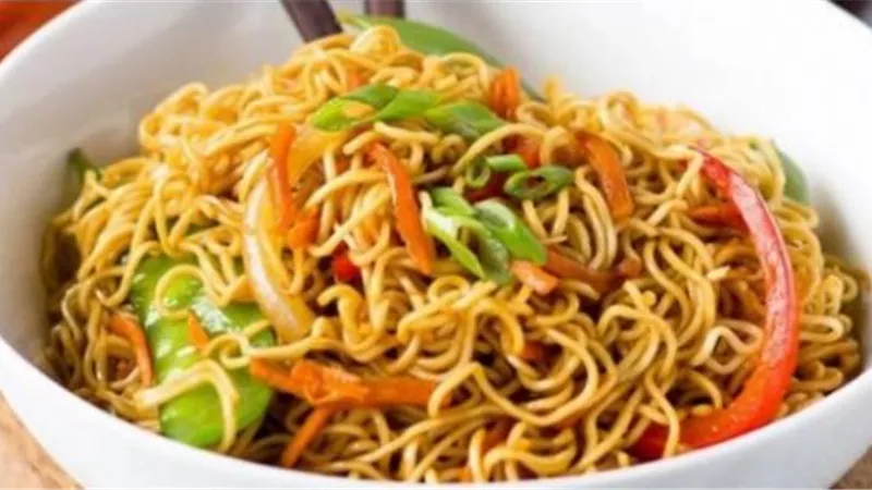 توقف عن تناولها فورا لهذا السبب ..10 معلومات خطيرة عن النودلز