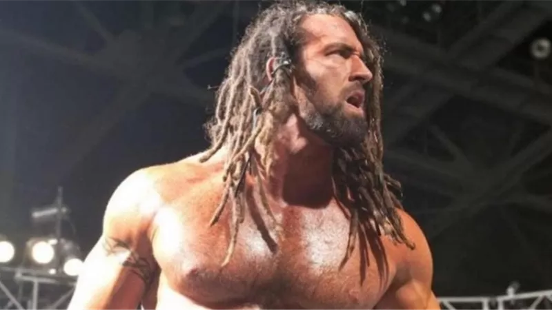 بعد تحوله جنسيا.. صور المصارع جابي توفت تشعل السوشيال ميديا | شاهد