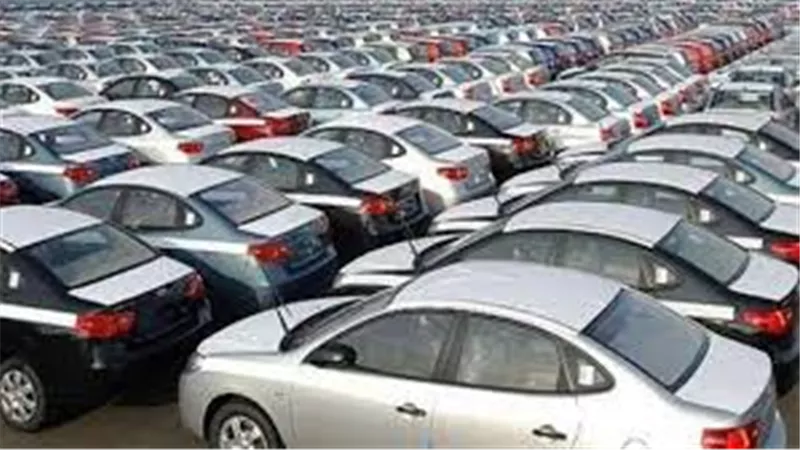 زيادة 6% سنويا.. رسوم تراخيص السيارات الجديدة بعد إقرارها