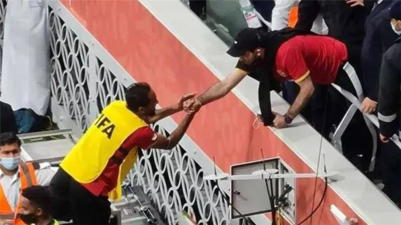 أول رد من أبو تريكة على قرار الفيفا بإيقاف الشحات وكهربا 