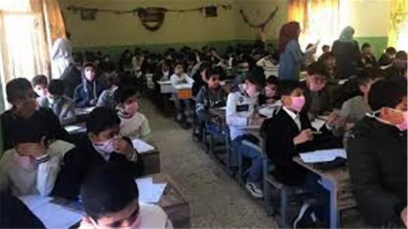 لمصلحة الطلاب..الحكومة تكشف حقيقة تأجيل الدراسة | فيديو