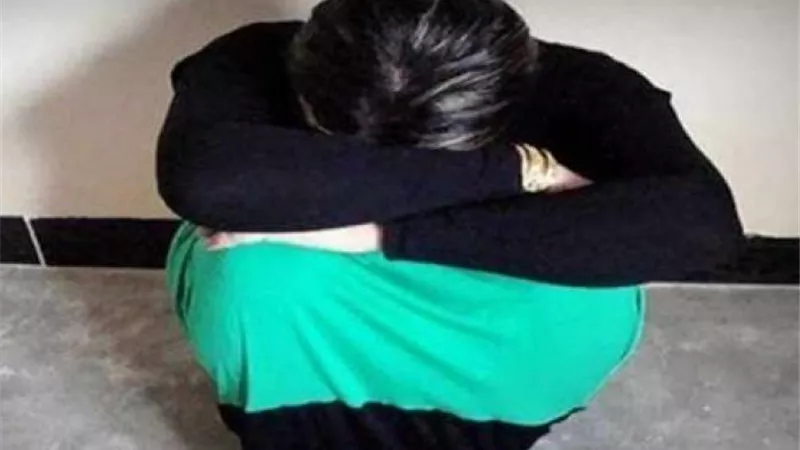 احتفالها بعيد الحب فضحها .. الصدفة تكشف جمع سيدة بين زوجين بالغردقة