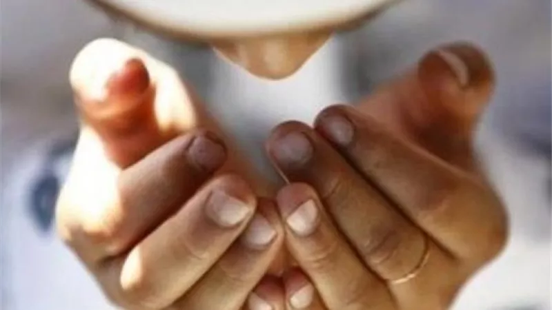 بها ينتهي الكرب فورا..دعاء تفريج الهموم والمشاكل من 5 كلمات