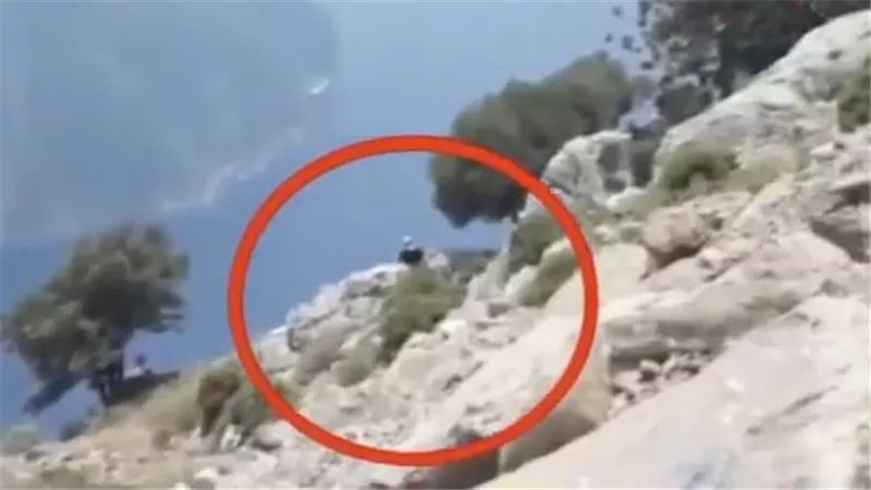 دفعها من أعلى جبل.. فيديو يوثق اللحظات الأخيرة في حياة سيدة حامل قبل مقتلها على يد زوجها | شاهد