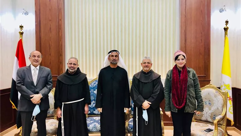 رئيس المجلس العالمي للتسامح يلتقي الأب بطرس دنيال للتعاون مع المعهد الكاثوليكي الكاثوليكي لتعزيز قيم التسامح والسلام 
