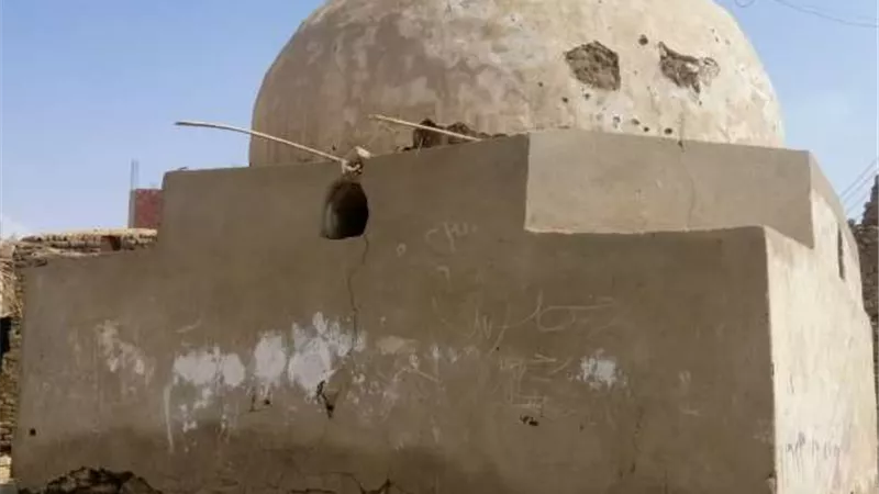 كانت ذكية ودراع الشيخ.. حكاية ضريح حمارة في المنيا