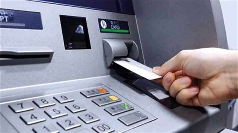 بيان عاجل من الحكومة بشأن خصم 30% من رواتب جميع العاملين بالجهاز الإداري للدولة 