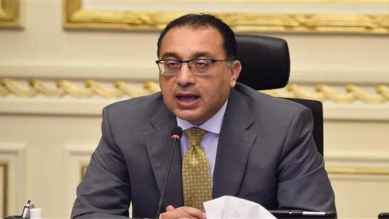 بعد الغضب الشعبي.. بيان عاجل من مجلس الوزراء بشأن قانون التسجيل في الشهر العقاري