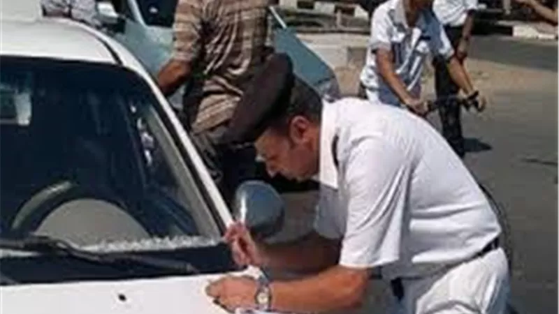 بعد تصديق السيسي.. رسوم وعقوبات وموعد تطبيق قانون المرور الجديد