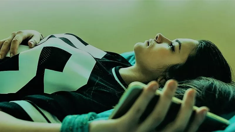 إذا كنت تشعر بالاكتئاب .. عالج نفسك بـ10 خطوات