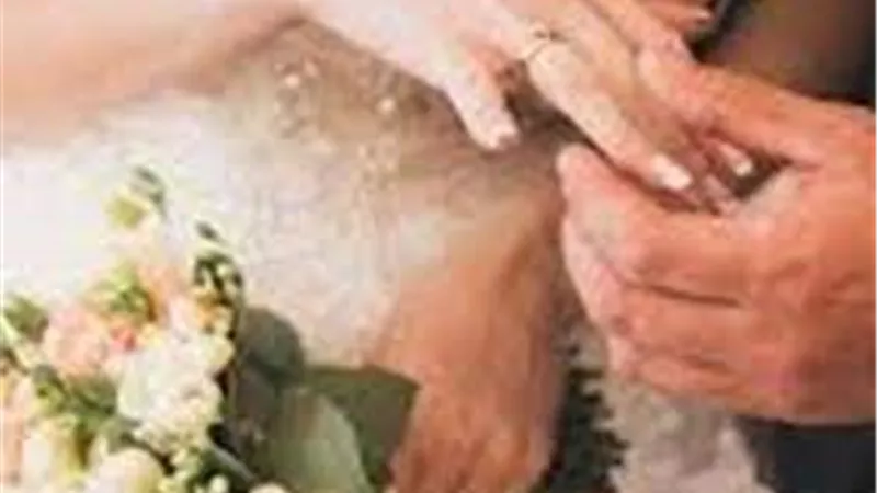 البحث عن عروسة .. شاب يستعين بالشرطة للزواج