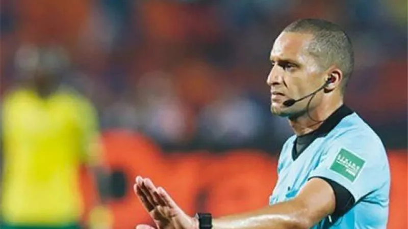 اعتذار للأحمر .. رد فعل مفاجئ من رضوان جيد حكم مباراة الأهلى وفيتا كلوب