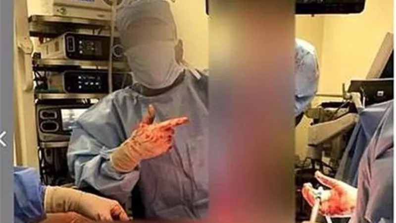  كانوا بيلعبوا.. أطباء نساء وتوليد يعبثون بأعضاء مريض بغرفة العمليات | فيديو 