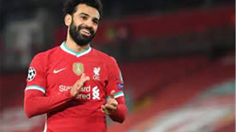 حدد رقم التيشيرت.. مفاجأة عن رحيل محمد صلاح من ليفربول لنادٍ عالمي | فيديو