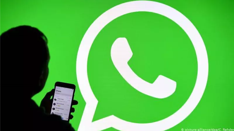 تحكم في خصوصية حسابك.. 8 حيل ونصائح لمستخدمي واتساب