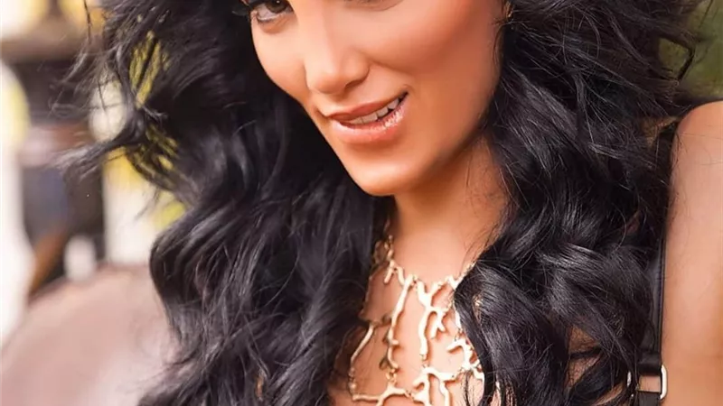 حسبي الله ونعم الوكيل.. حورية فرغلي تخرج عن صمتها بعد صورتها المثيرة للجدل | شاهد
