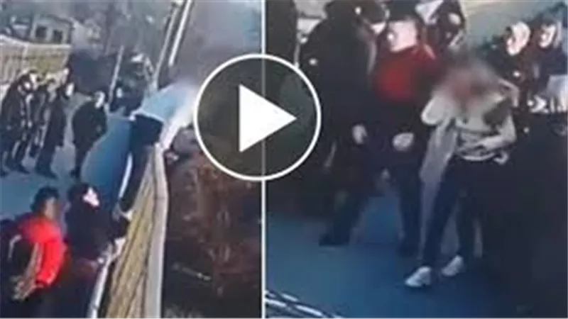 في آخر لحظة.. شاهد شباب ينقذون فتاة من الانتحار بطريقة مؤلمة | شاهد