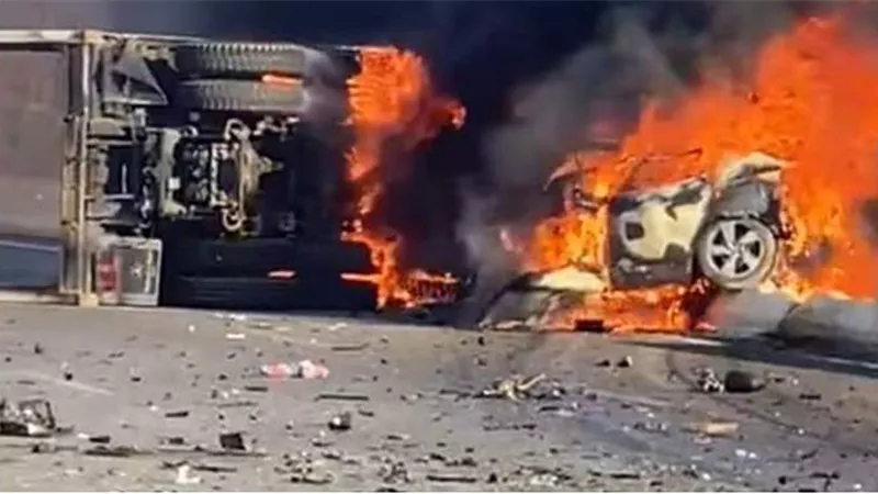 فتاة قادت السيارة عكس الاتجاه.. تفاصيل جديدة عن حادث طريق الجلالة المروع | فيديو 