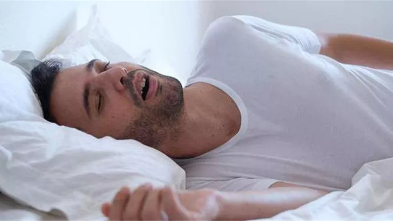  تسبب انقطاع النفس أثناء النوم.. أكلات ممنوع تناولها على العشاء 