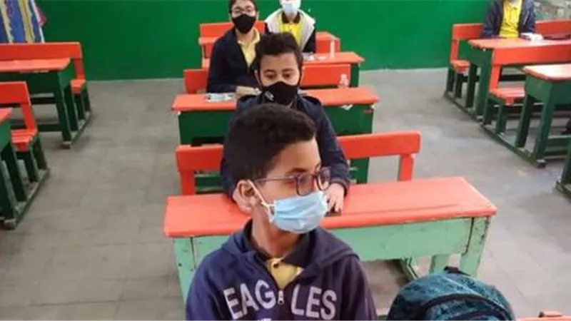 حسم الجدل نهائيا..نائب وزير التعليم يكشف الحقيقة الكاملة عن إلغاء الدراسة في رمضان | فيديو