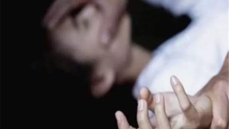 علاقة محرمة..تفاصيل مثيرة في اتفاق دجال مع عشيقته على قتل زوجها بطريقة صادمة
