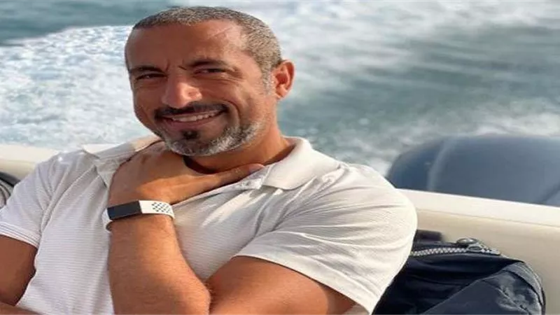 ظهر عاريًا.. هجوم شديد على أحمد الشقيري | شاهد