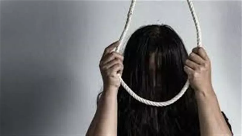 جريمة بشعة والسبب صادم..ربة منزل تشنق نفسها في الجيزة