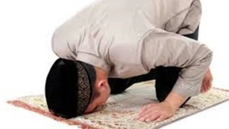 منفردا وجماعة..كيفية صلاة التراويح في البيت كما صلاها رسول الله