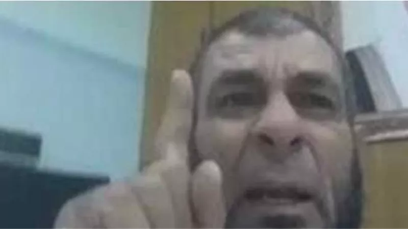 رجعولي فلوسي عايز أروح بلدي.. فيديو مؤثر لعامل مصري في الكويت | شاهد
