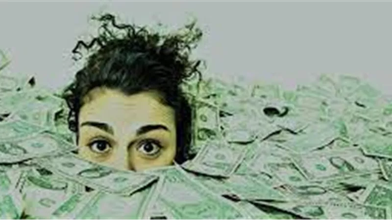 قاعدة ذهبية تساعدك على الإدخار .. أخطاء تعرضك للإفلاس في المستقبل
