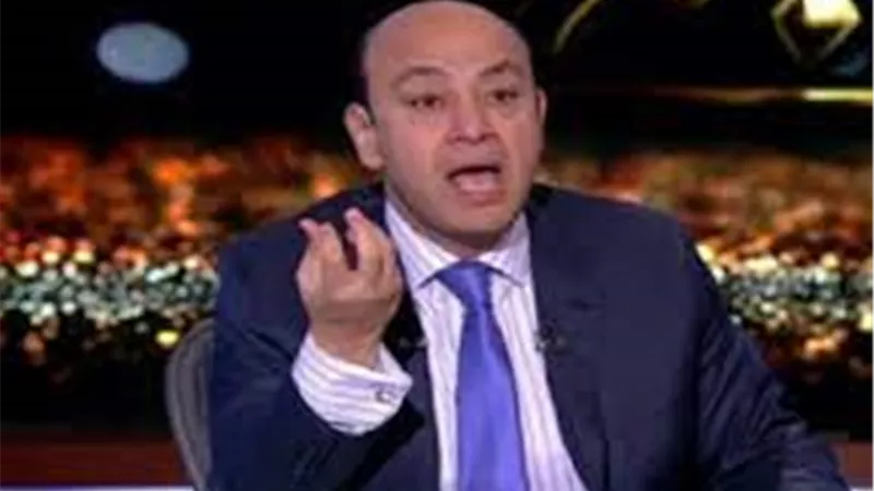الهند ابتدت كدا..تعليق ناري من عمرو أديب على فيديو لتكدس مواطنين بالحسين | شاهد
