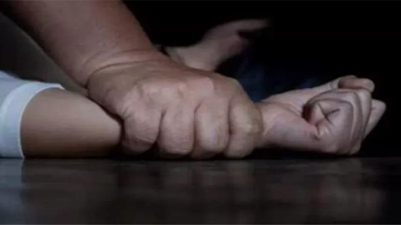 شربوها حشيش وخمور على إنها عصير..اعترافات مثيرة لشقيق تقى ضحية الاغتصاب بنهار رمضان 