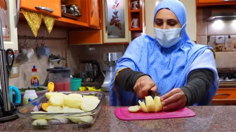 بتكسب 100 ألف شهريا.. من هي لوما صاحبة فيديو اتحديت كورونا وعملت عزومة؟ | شاهد