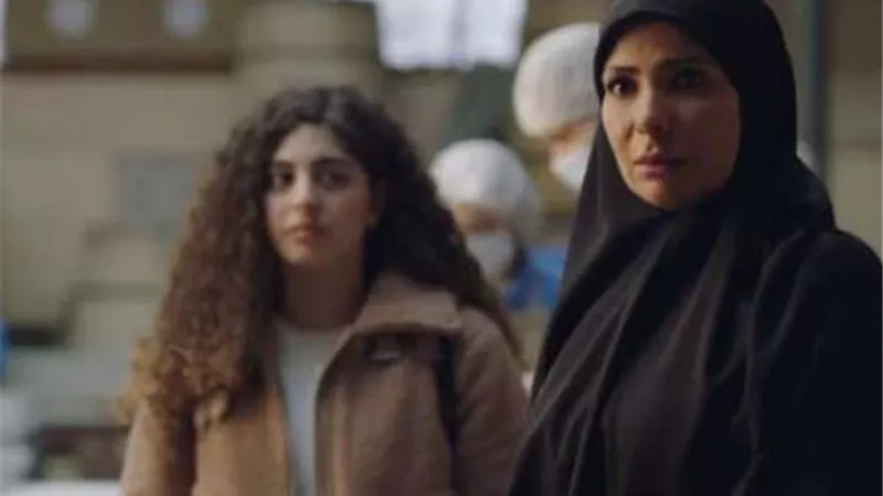 لعبة نيوتن يثير الجدل.. هل تنتهى عدة الحامل بوضع الجنين أم تنتظر 3 أشهر؟