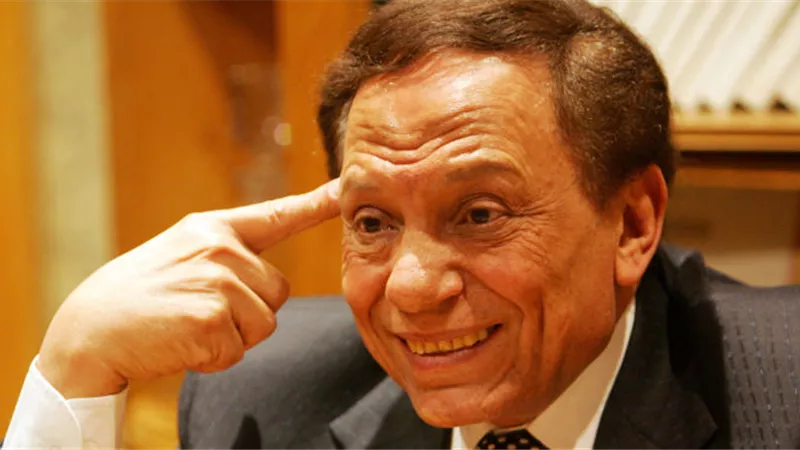 رقم خيالي..عادل إمام يتصدر التريند بعد تداول حجم ثروته 