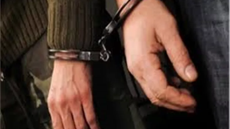 ضابط مفصول ينصب على المواطنين ويستولى على أموالهم