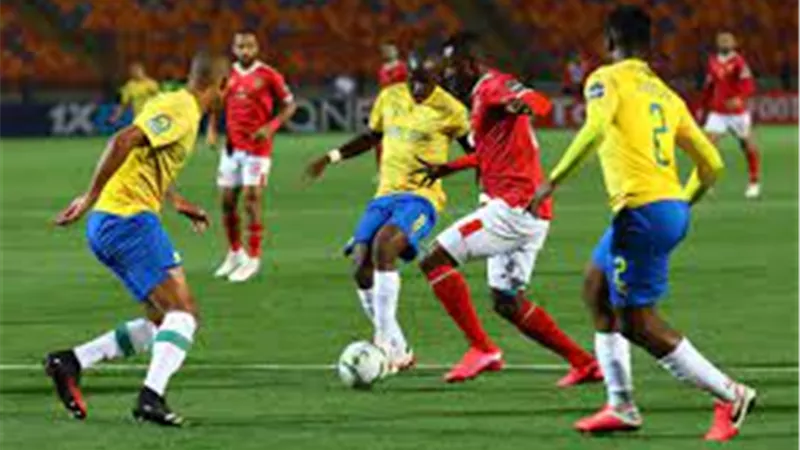 الأهلي وصن داونز.. بطل جنوب إفريقيا يفرض الطوارىء وقرار مفاجىء من موسيمانى