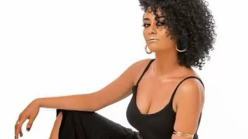 اتحرمت منها 20 سنة.. تفاصيل مثيرة في علاقة نانسي صلاح بوالدتها قبل وفاتها | شاهد