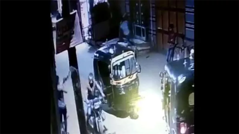 ضربه بالنار في الشارع ..كاميرا مراقبة توثق جريمة قتل بالمنوفية | شاهد 