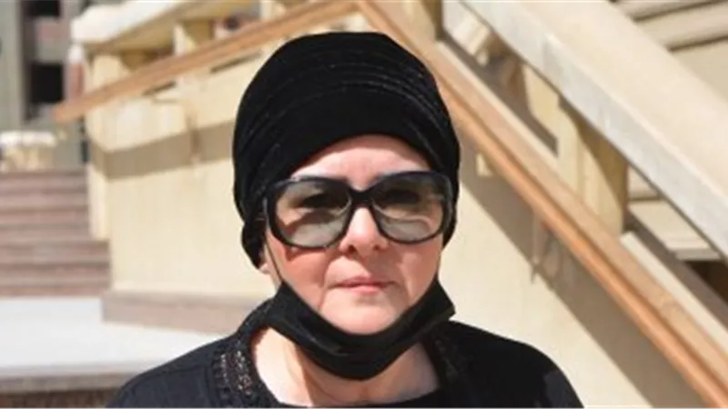 في الرعاية المركزة.. آخر تطورات الحالة الصحية للفنانة دلال عبد العزيز 