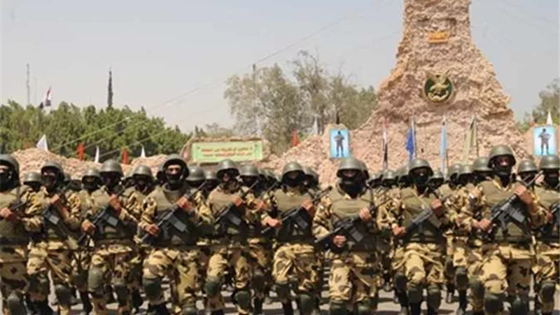 ماذا يحدث ؟..الجيش المصري ينتشر في 3 دول 