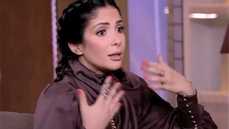 لن تتخيل ما قالته..تعليق مثير من منى زكي عن الاغتصاب الزوجي | فيديو
