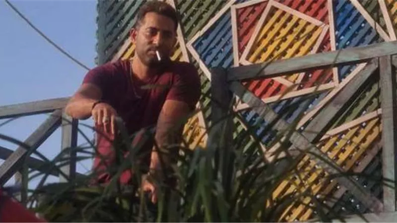 عمرو سعد يتجاهل خبر وفاة عمه.. ويتصرف بهذه الطريقة