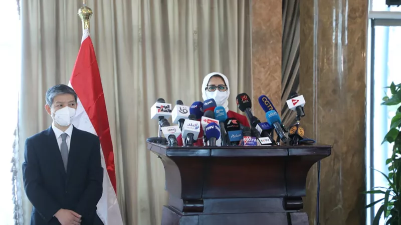 تصنيع 40 مليون جرعة من لقاح سينوفاك..وزيرة الصحة تكشف عن موعد التخلي عن ارتداء الكمامة | شاهد