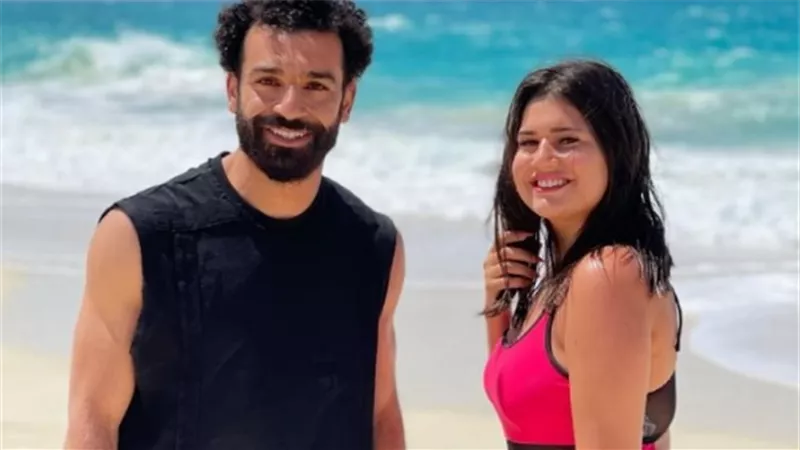ركبت التريند بصورة مع صلاح.. ديانا هشام بين عبارات الغزل وهجوم الهوت شورت 
